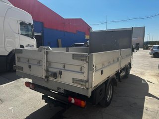 Mitsubishi FUSO Canter 2021