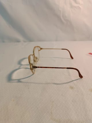 Gafas graduadas Yves Saint Laurent doradas