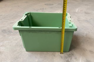 Cajas apilables verdes NUEVAS