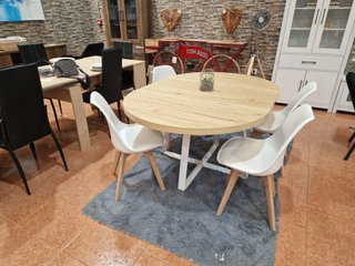 Mesa Redonda Extensible + 4 Sillas