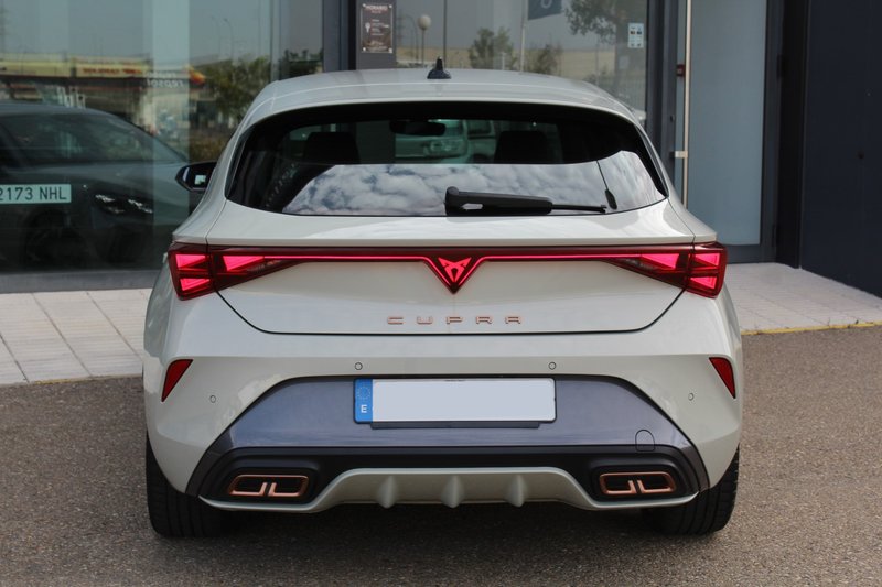 Cupra León 2025, foto 7