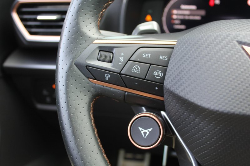 Cupra León 2025, foto 21