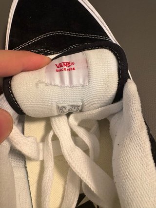 Vans Talla 44 Negras y Blancas