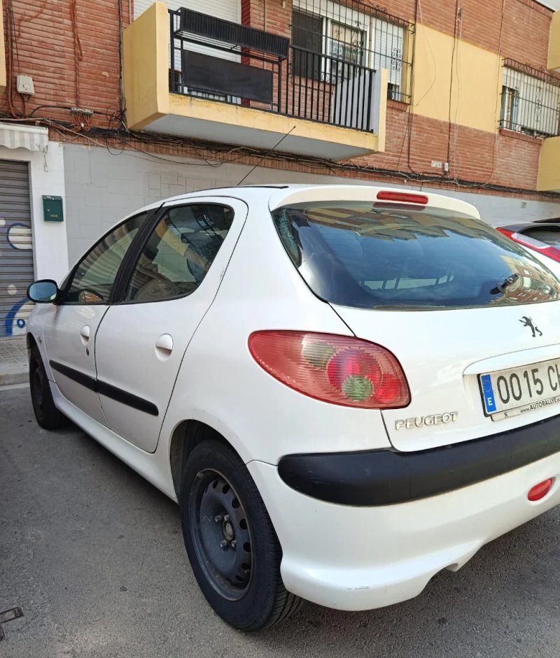 Peugeot 206 2005, foto 7