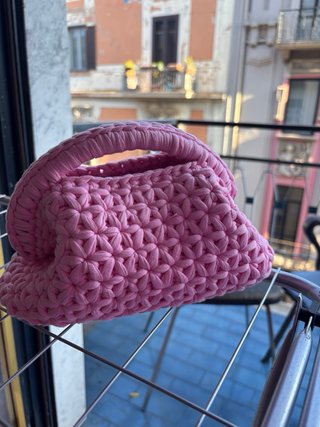 Clutch Bag Fatta a Mano Rosa