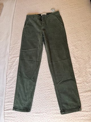 Pantalón de pana verde oliva