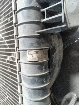 Radiador Opel Astra H con ventilador