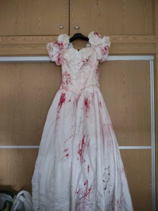 Vestido novia cadáver. Talla M.