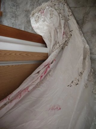 Vestido novia cadáver. Talla M.