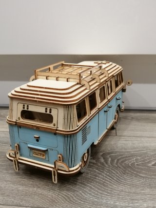 Maqueta Furgoneta Camper 3D Madera Montada