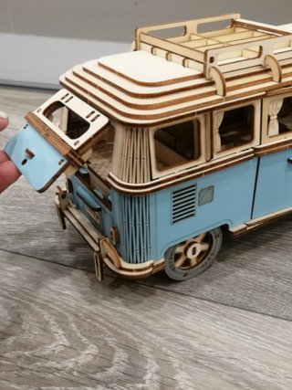 Maqueta Furgoneta Camper 3D Madera Montada