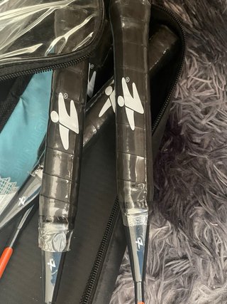 Kit Bádminton con 4 Raquetas y Volantes