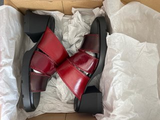Sandalias Verano 2026, MIISTA Rojo-Granate T.39