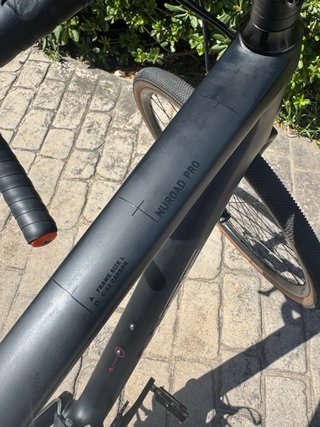 Bicicleta Gravel Cube Nuroad Pro Carbono