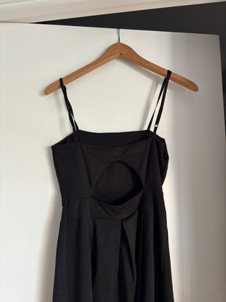 Vestido mini negro tirantes