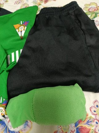 Ropa deportiva AD La Llàntia
