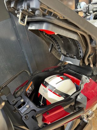 Maxi Scooter Honda Roja y Negra