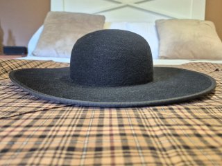 Sombrero indumentaria tradicional