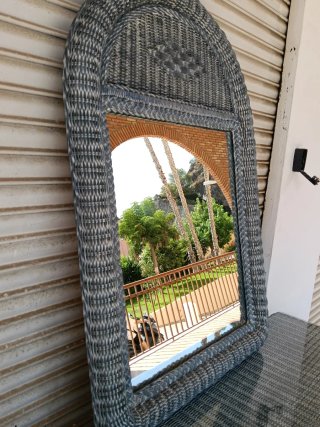 Juego de dormitorio mimbre y espejo