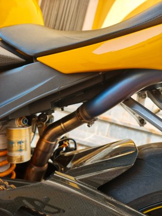 Yamaha R1 50th Aniversario