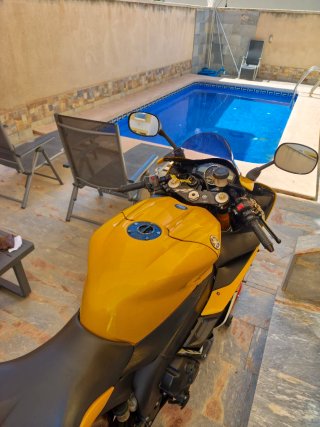 Yamaha R1 50th Aniversario