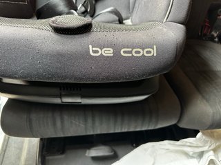 Silla de coche para bebé BeCool, en buen estado.