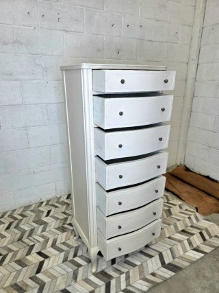 Sinfonier blanco estilo antiguo