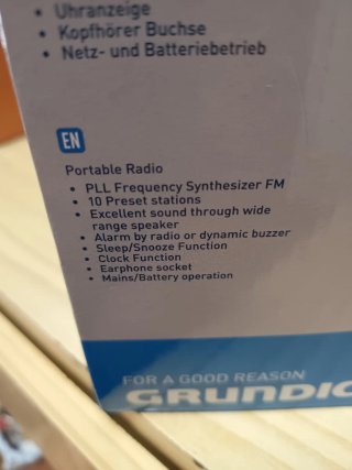 Radio Portátil Grundig Music 61