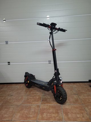 Patinete Eléctrico Casi Nuevo - 72 km