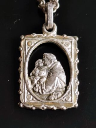 Cadena 50 cm con Medalla Calada