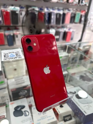 iPhone 11 128GB Rojo - Batería 94%