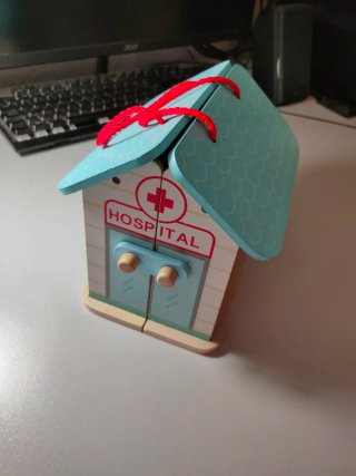 Maletín Hospital Madera Juguete Ambulancia