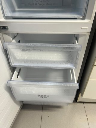 Nevera/congelador Hisense Grande - VENTA ESTE MES