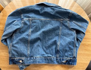 Cazadora oversize vaquera ZARA