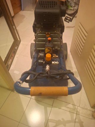 Compresor de aire Dexter 2,5 HP
