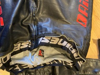 Mono de cuero Dainese retro