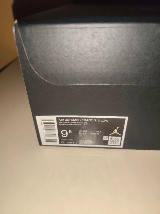 Nike Jordan Legacy 312 "WHITE ELEPHANT" 43EU