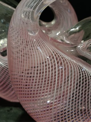Cigni intrecciati in vetro di Murano