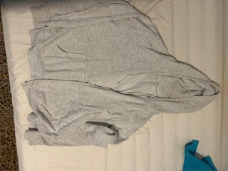 Chaqueta gris con cremallera talla L