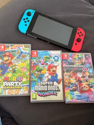 Nintendo Switch Azul/Rojo + 3 Juegos