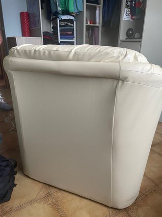 Sillón individual beige polipiel
