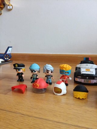 Pinipon Action Figuras y Vehículos