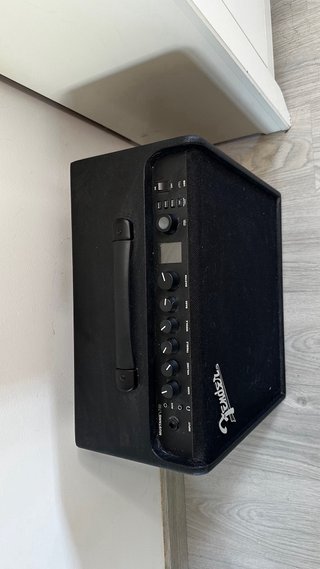 Amplificador Fender Mustang LT50