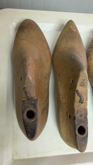 Hormas de zapatero antiguas de madera