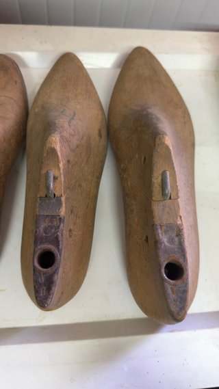 Hormas de zapatero antiguas de madera