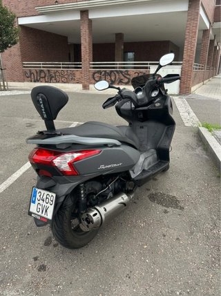 Kymco SuperDink 125cc Gris