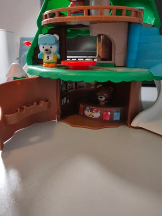 Casa Árbol Montaña Nieve Juguete