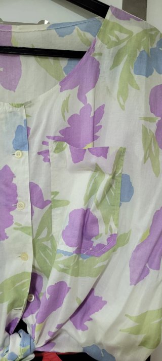 Conjunto Verano Blusa Estampada y Shorts Rojos