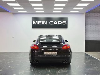 Porsche Panamera S