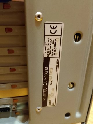 Fujitsu S-800XM Pentium II  200 mhz